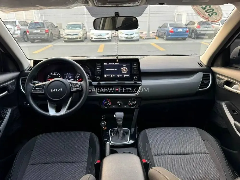 Kia Seltos 2023 for Sale in Sharjah Image-4