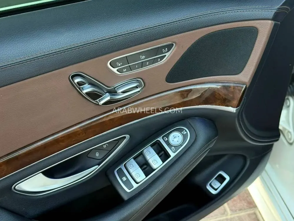 Mercedes Benz CLS Class 2015 for Sale in Sharjah Image-15