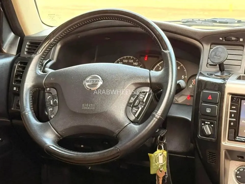 Nissan Patrol 2021 for Sale in Sharjah Image-5