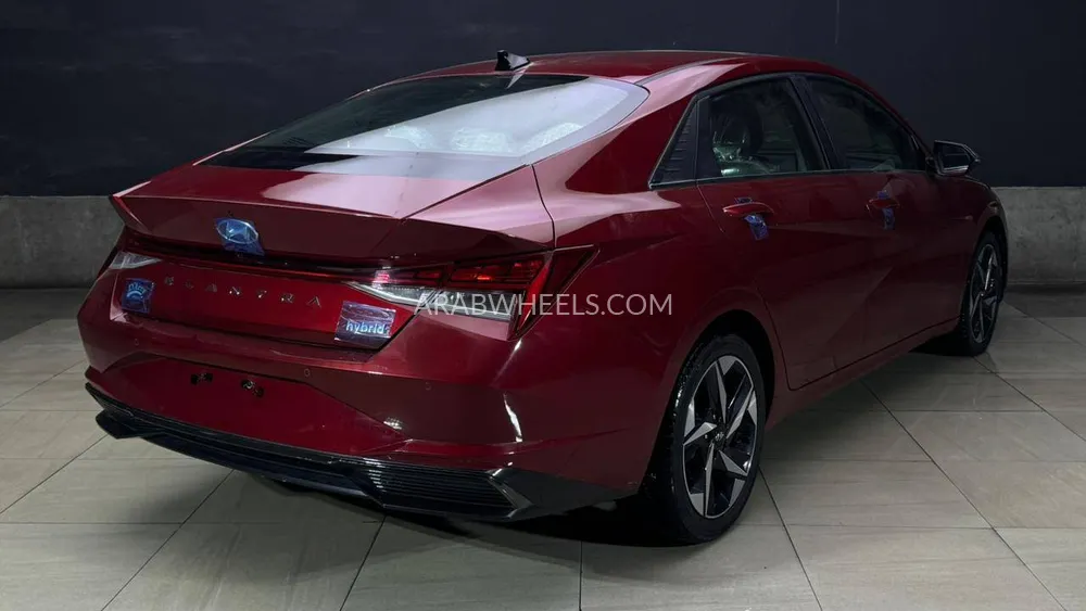 Hyundai Elantra 2023 for Sale in Ajman Image-6