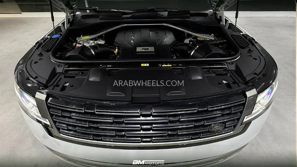 Land Rover Range Rover 2022 for Sale in Dubai Image-3