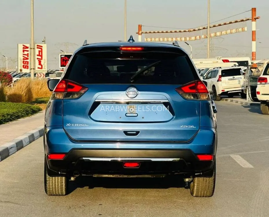 Nissan X-Trail 2020 for Sale in Dubai Image-6