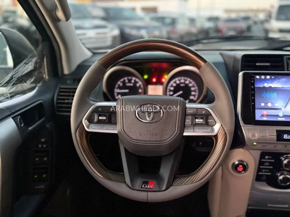 Toyota Land Cruiser Prado 2013 for Sale in Dubai Image-13