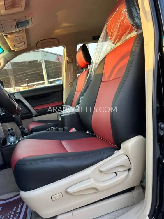 Toyota Land Cruiser Prado 2013 for Sale in Dubai Image-5