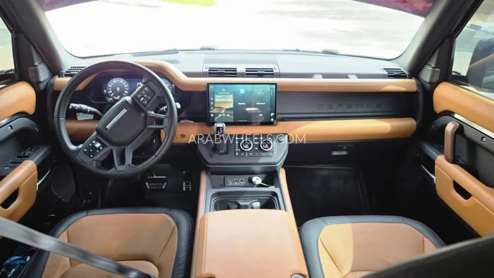 Land Rover Defender 2024 for Sale in Dubai Image-5
