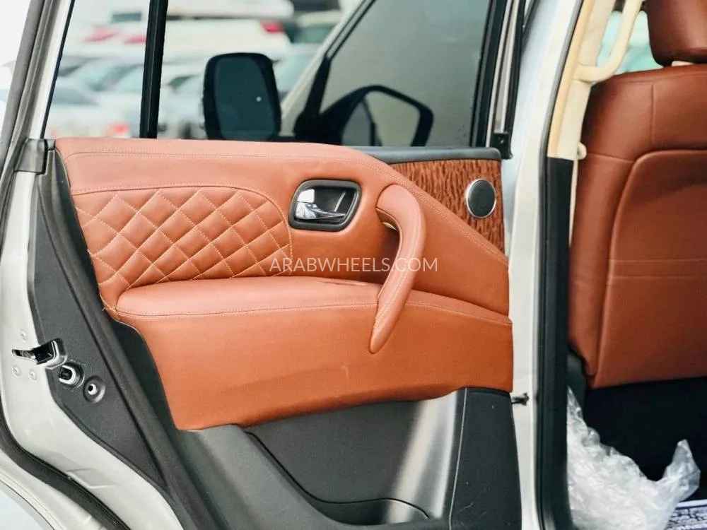 Nissan Armada 2017 for Sale in Dubai Image-23