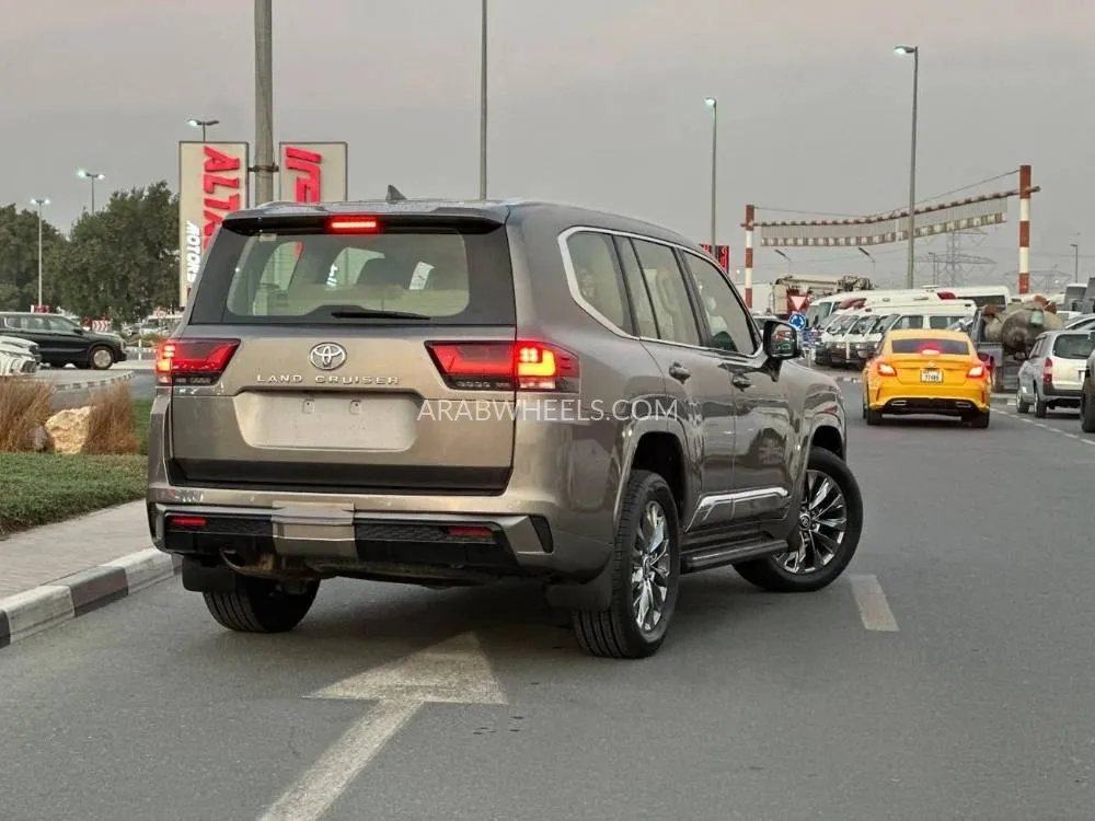تويوتا لاند كروزر 2022 for Sale in دبي Image-13