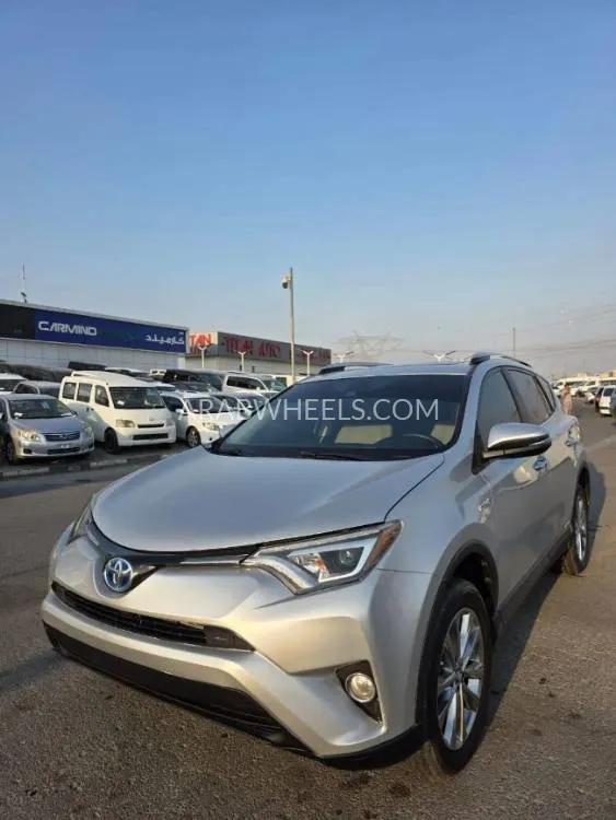 Toyota Rav4 2016 for Sale in Dubai Image-3