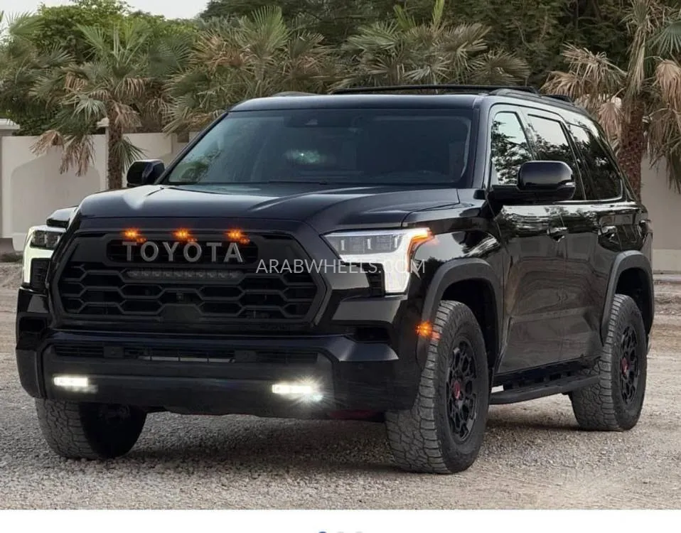 تويوتا سيكويا 2023 for Sale in دبي Image-2