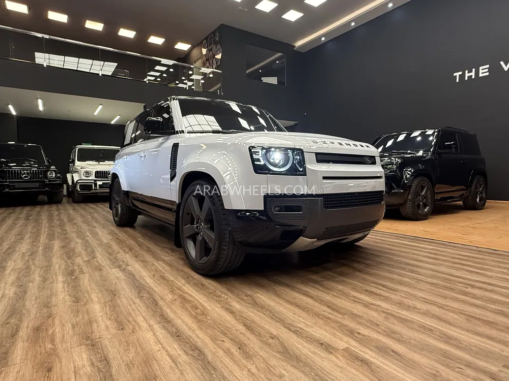 Land Rover Defender 2023 for Sale in Dubai Image-2