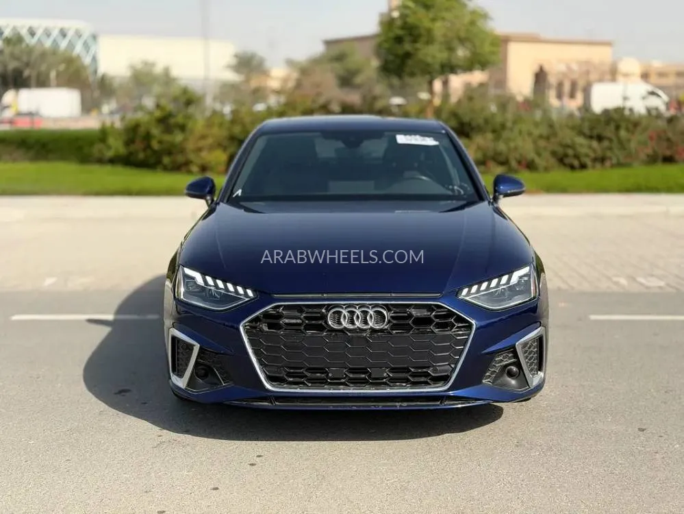 Audi A4 2022 for Sale in Dubai Image-2
