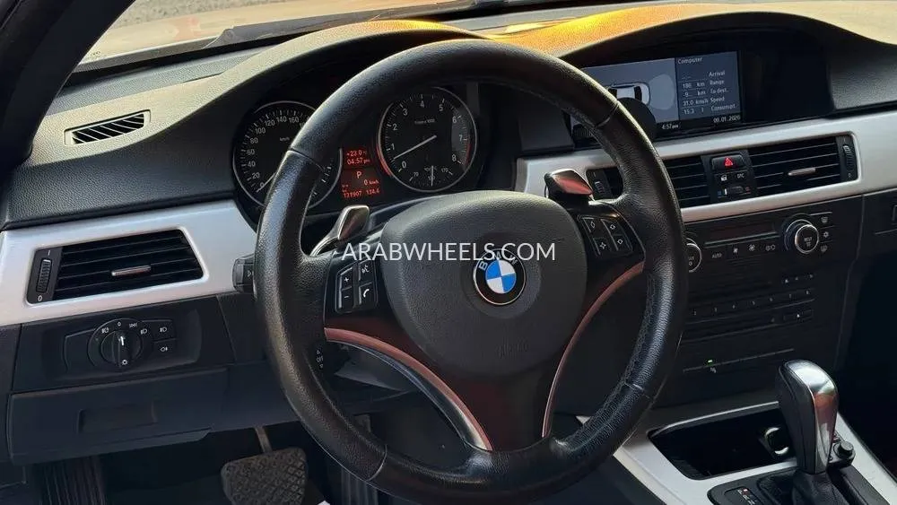بي إم دبليو الفئة الثالثة 2009 for Sale in رأس الخيمة Image-10