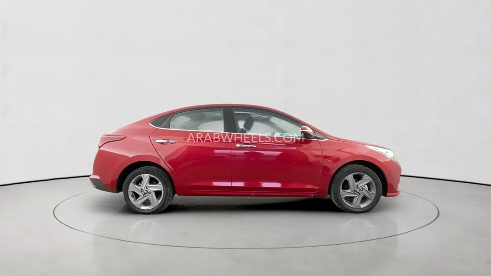 Hyundai Accent 2022 for Sale in Sharjah Image-8