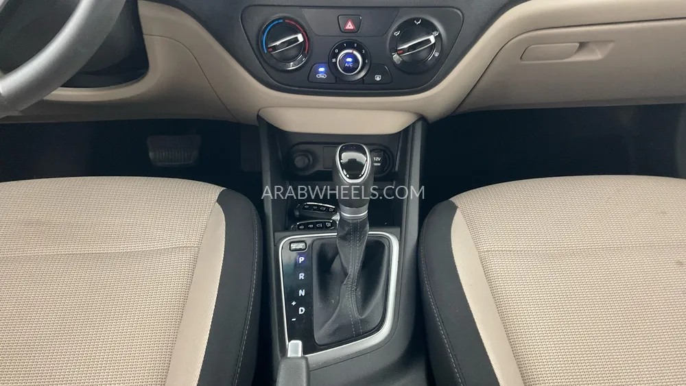 Hyundai Accent 2022 for Sale in Sharjah Image-23
