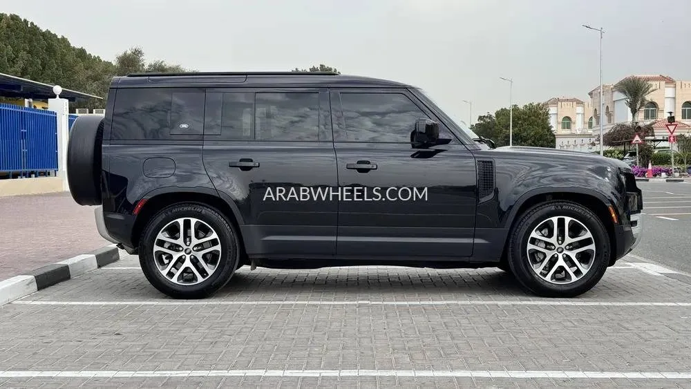 لاند روفر ديفندر 2020 for Sale in دبي Image-4