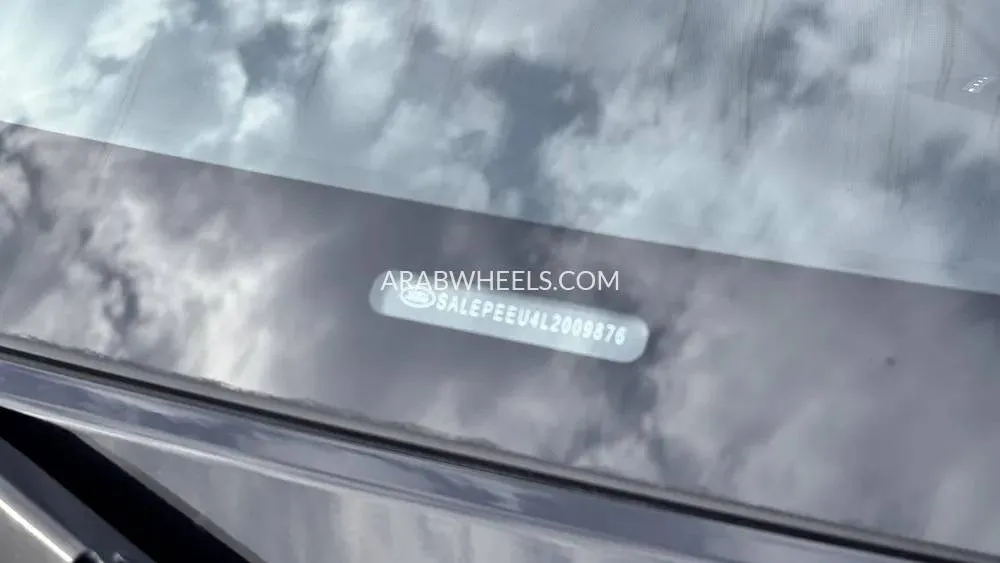 لاند روفر ديفندر 2020 for Sale in دبي Image-9