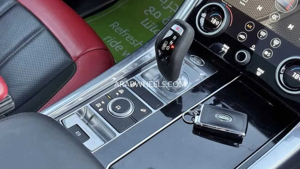 Land Rover Range Rover Sport 2020 for Sale in Ras Al Khaimah Image-13