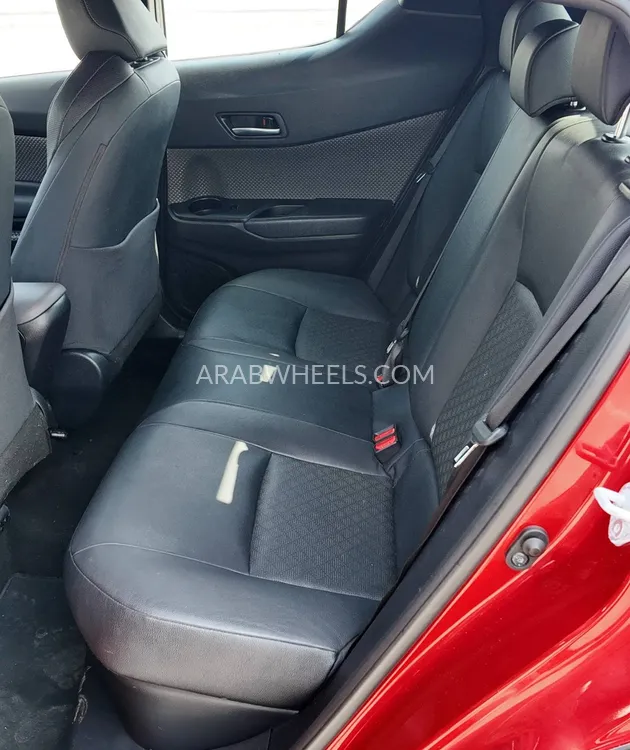 Toyota C-HR 2021 for Sale in Dubai Image-10