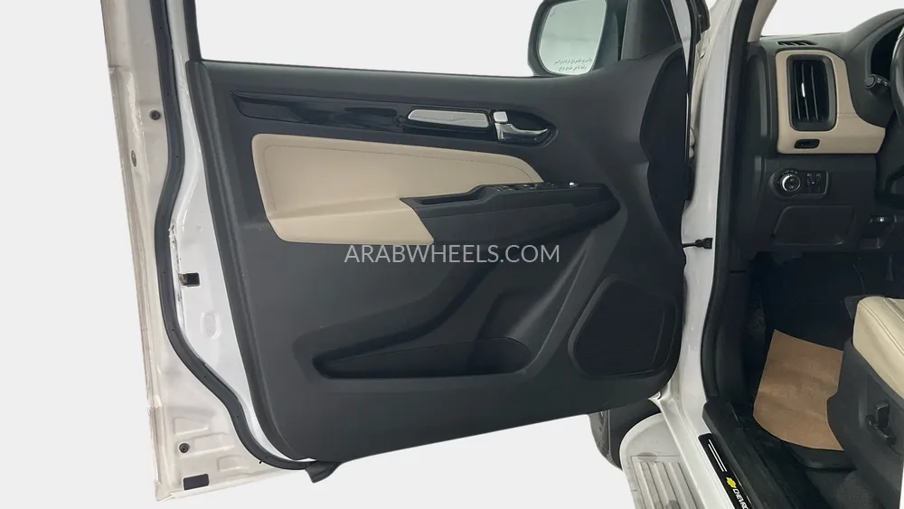 Chevrolet Trailblazer 2018 for Sale in Dubai Image-18