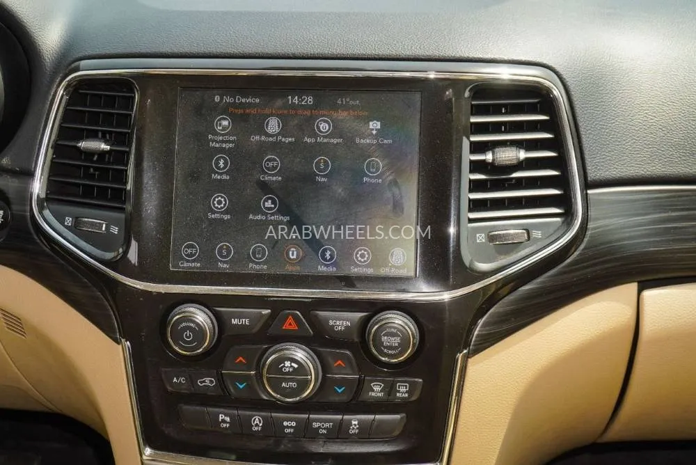 Jeep Cherokee 2022 for Sale in Dubai Image-27