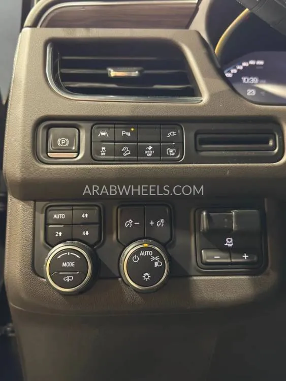 Chevrolet Tahoe 2022 for Sale in Ajman Image-9