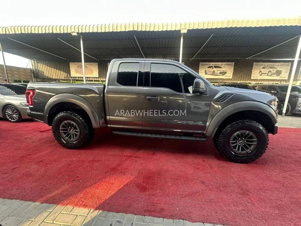 Ford F 150 2020 for Sale in Ajman Image-5