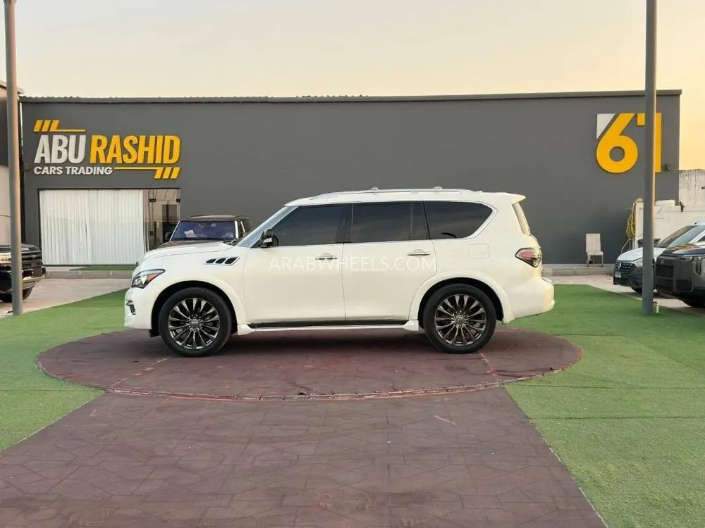 Infiniti QX80 2015 for Sale in Ajman Image-5