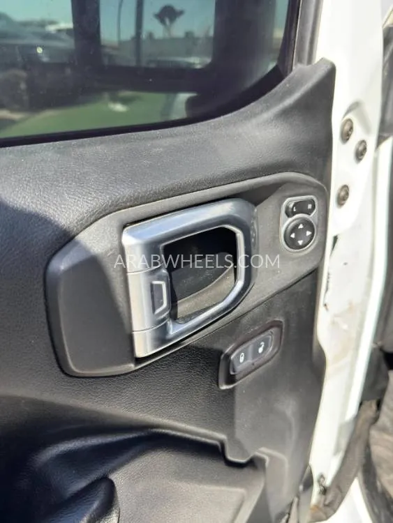 Jeep Wrangler 2018 for Sale in Ajman Image-21