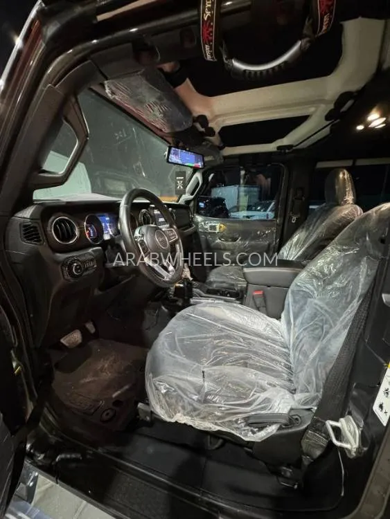 Jeep Wrangler 2019 for Sale in Ajman Image-10