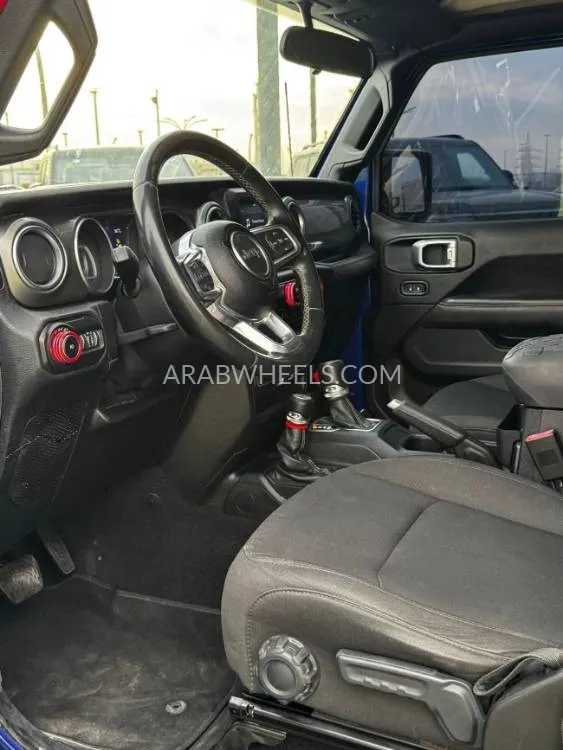 Jeep Wrangler 2019 for Sale in Ajman Image-16