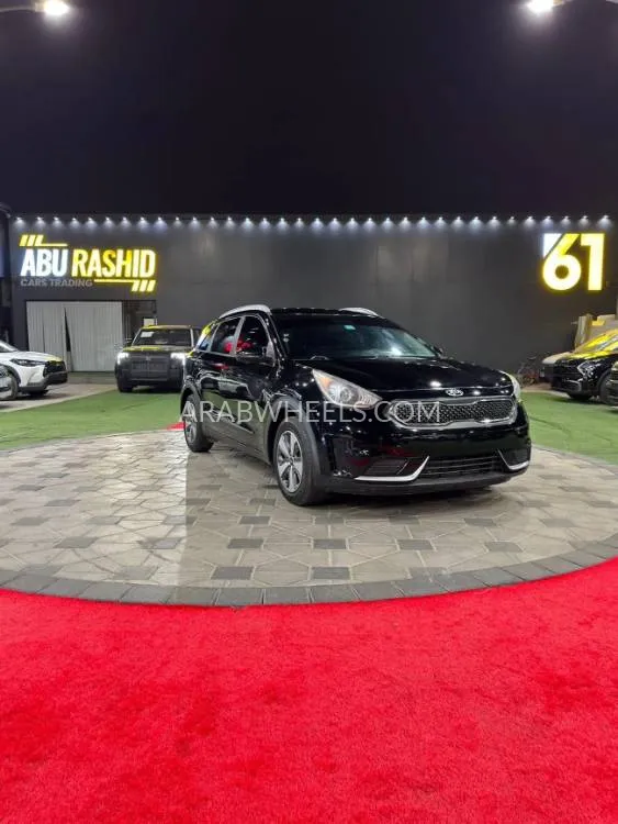 Kia Niro 2017 for Sale in Ajman Image-2