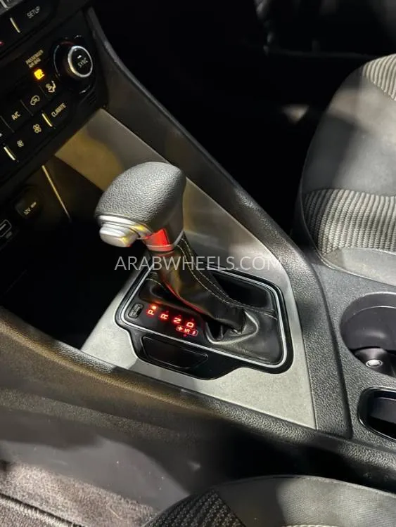 Kia Niro 2017 for Sale in Ajman Image-17