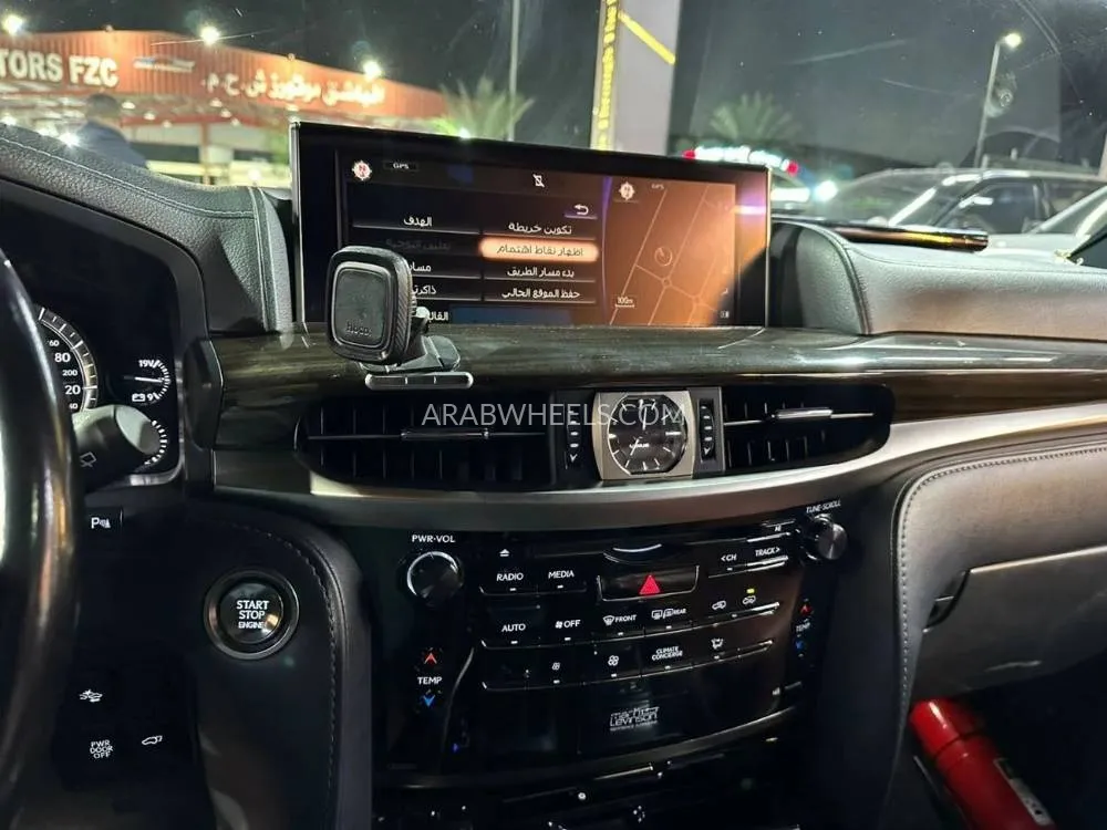 Lexus LX 2019 for Sale in Ajman Image-10