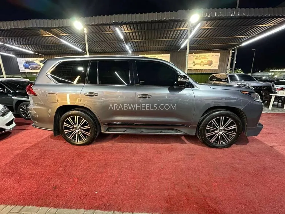 Lexus LX 2019 for Sale in Ajman Image-20