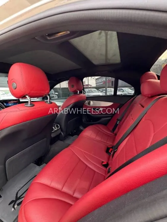 مرسيدس بنز كلاس C 2019 for Sale in عجمان Image-8