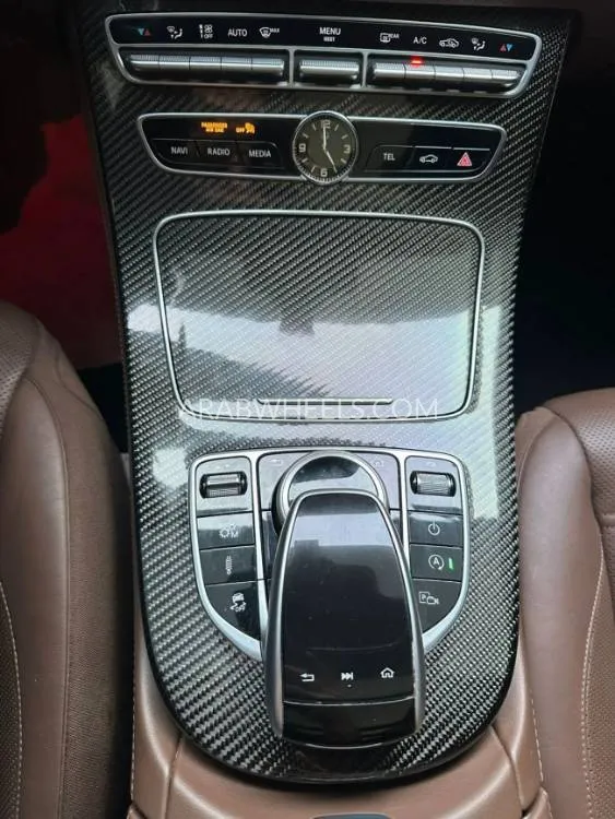 Mercedes Benz E Class 2019 for Sale in Ajman Image-11