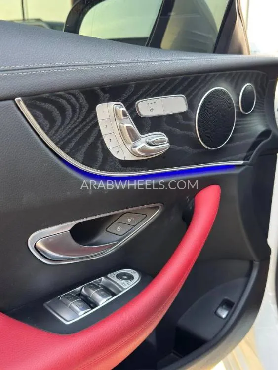 Mercedes Benz E Class 2020 for Sale in Ajman Image-6
