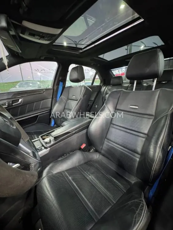 Mercedes Benz E Class 2014 for Sale in Ajman Image-8