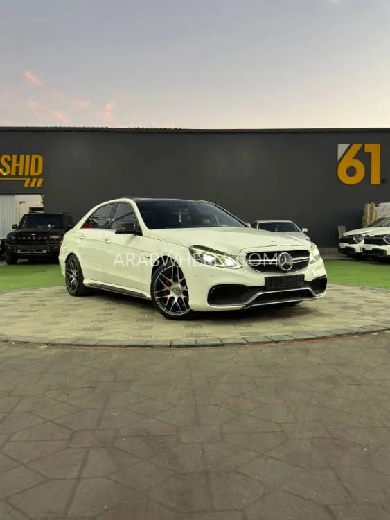 Mercedes Benz E Class 2014 for Sale in Ajman Image-9