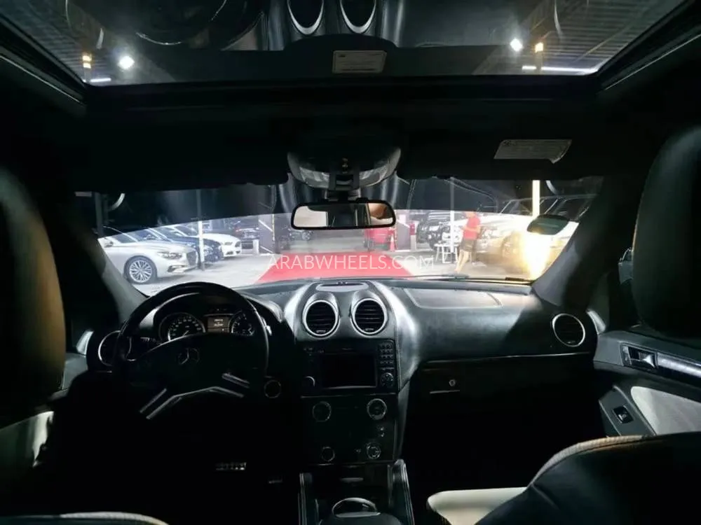 Mercedes Benz GL Class 2012 for Sale in Ajman Image-5