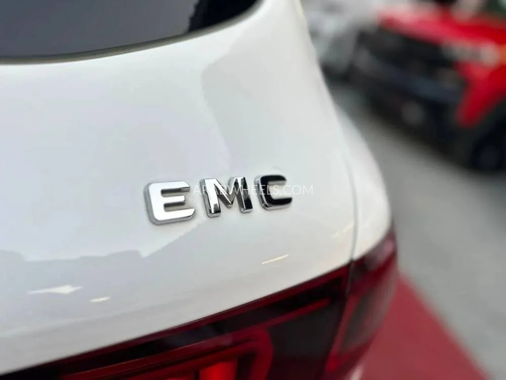 Mercedes Benz GLC Class 2021 for Sale in Ajman Image-3