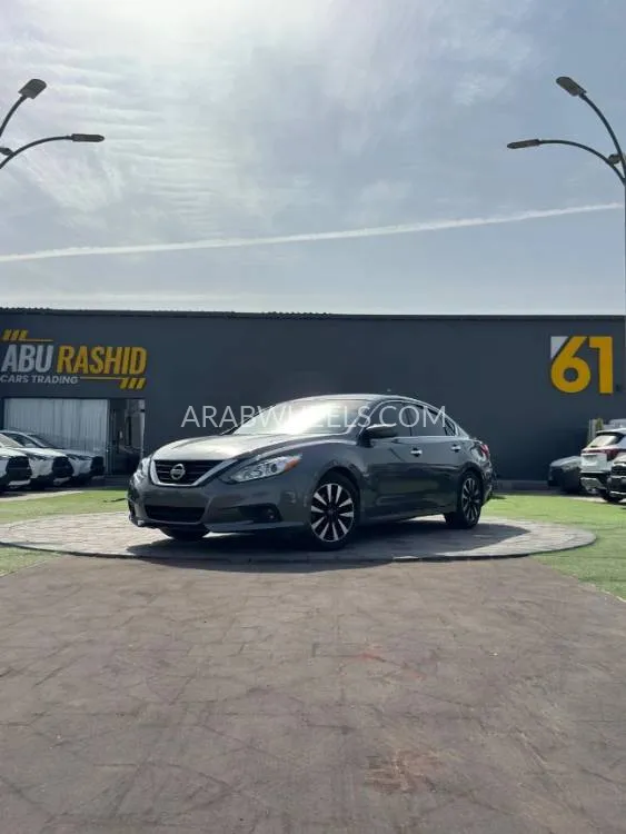 Nissan Altima 2018 for Sale in Ajman Image-3
