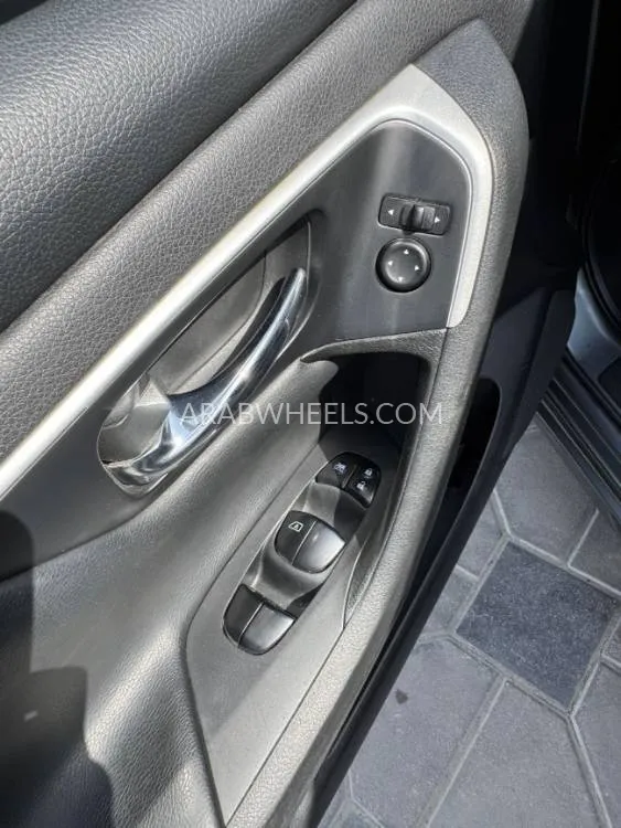Nissan Altima 2018 for Sale in Ajman Image-15