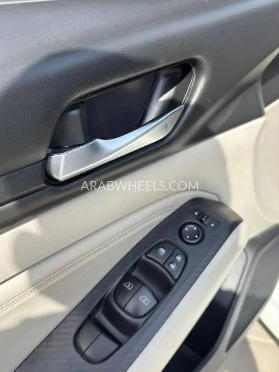 Nissan Altima 2020 for Sale in Ajman Image-7