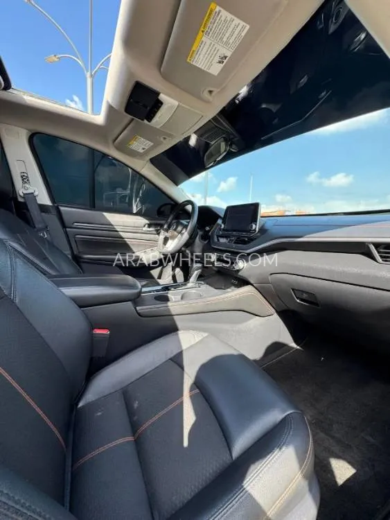 Nissan Altima 2020 for Sale in Ajman Image-10