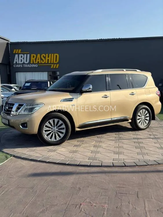 Nissan Patrol 2014 for Sale in Ajman Image-4