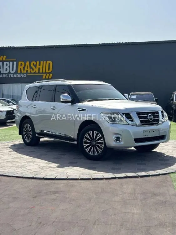 Nissan Patrol 2017 for Sale in Ajman Image-12