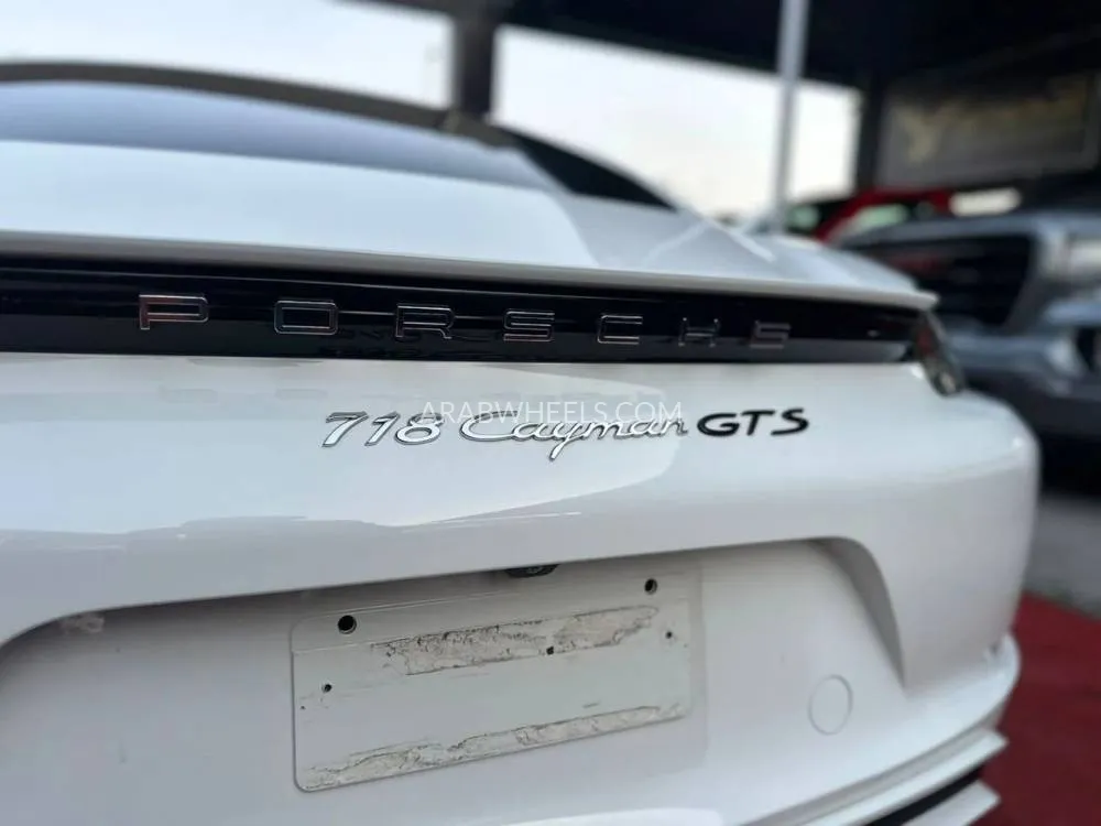 Porsche 718 2018 for Sale in Ajman Image-3