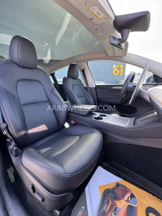 Tesla Model Y 2024 for Sale in Ajman Image-7