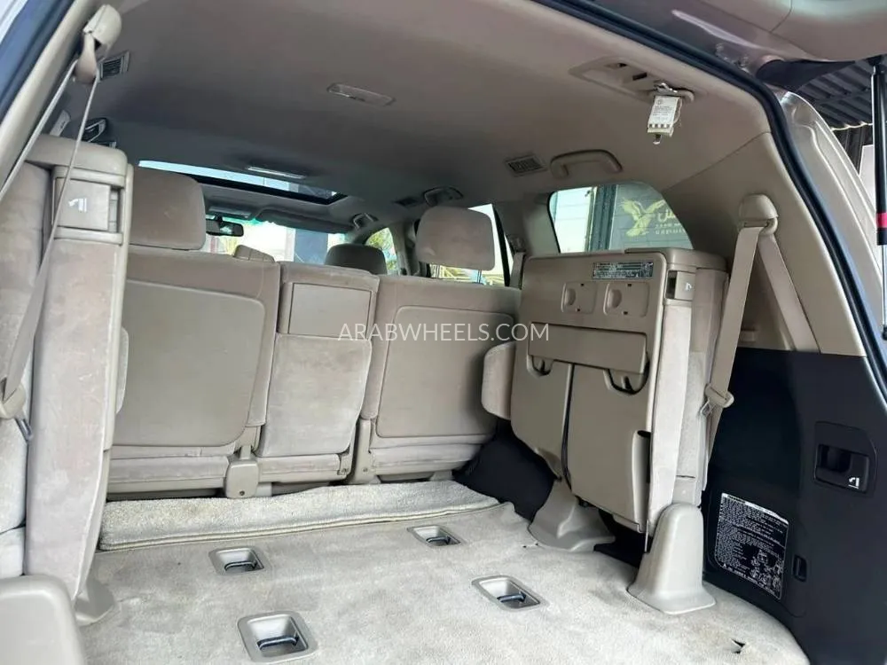 Toyota Land Cruiser 2010 for Sale in Ajman Image-19